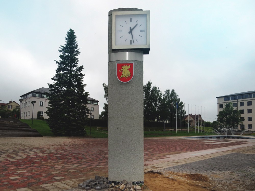 Madona, pulksteņa renovācija.